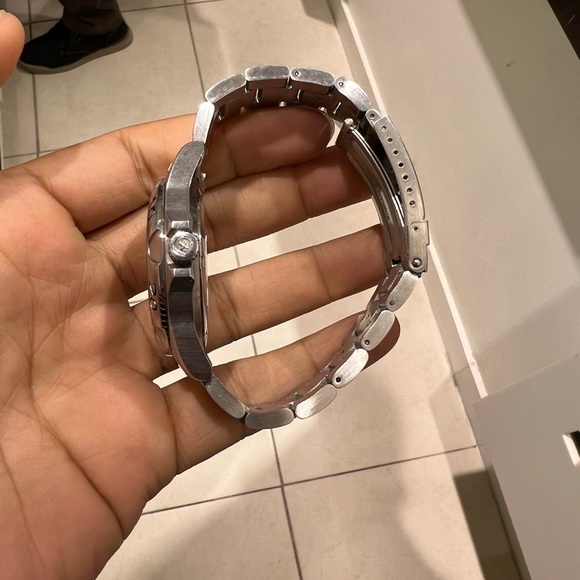 Swiss military mens silver watch - Picture 2 of 4